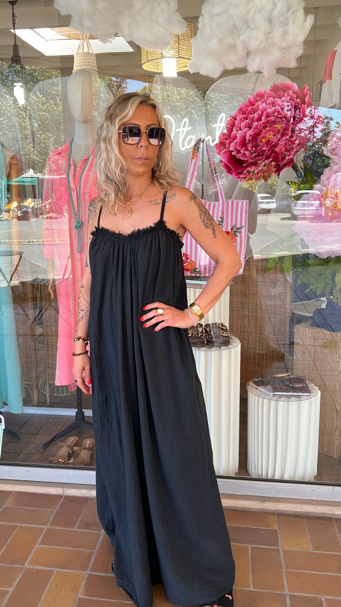 EMA robe