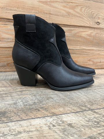 CASIDY boots