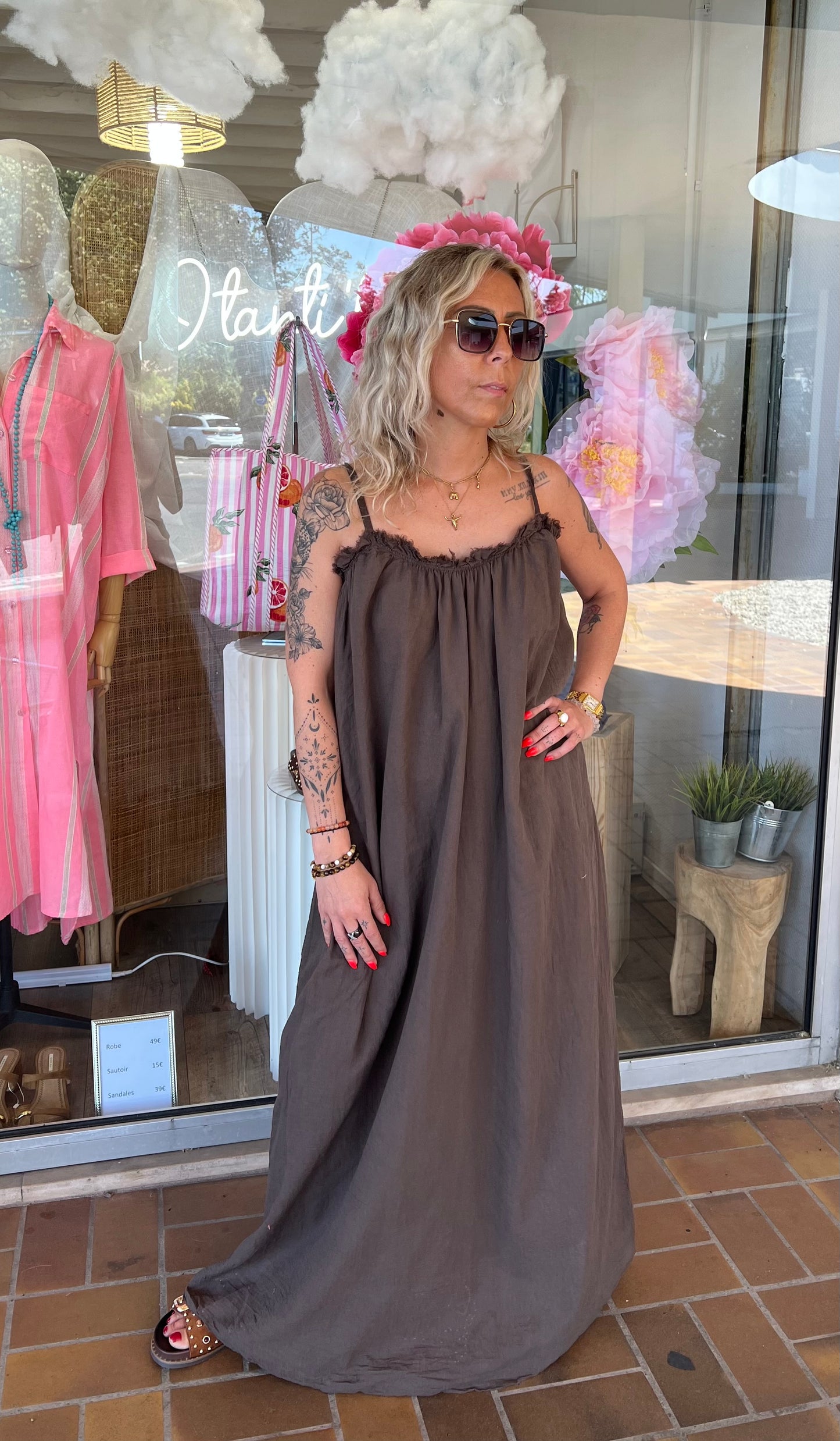 EMA robe