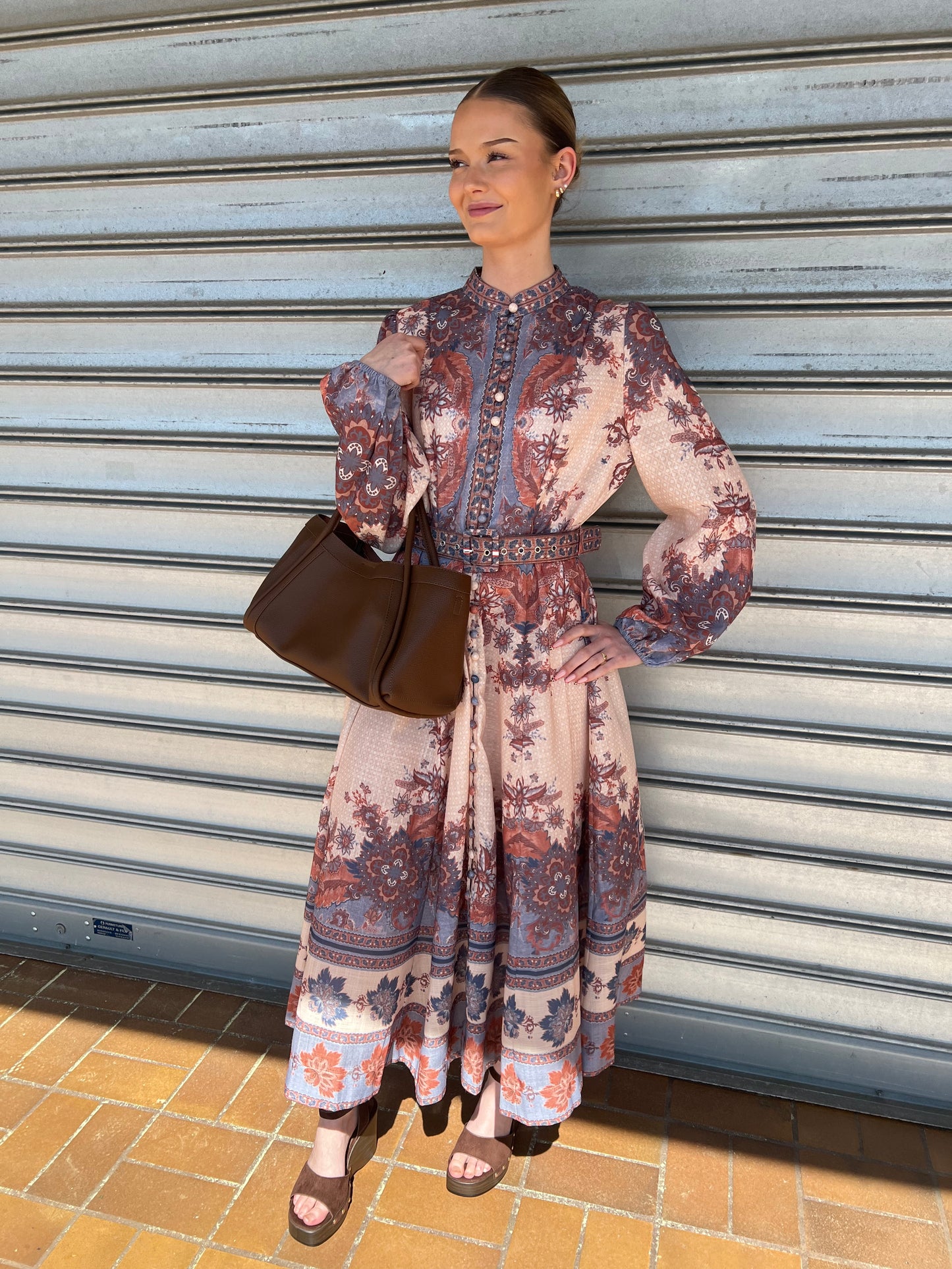 MARA robe