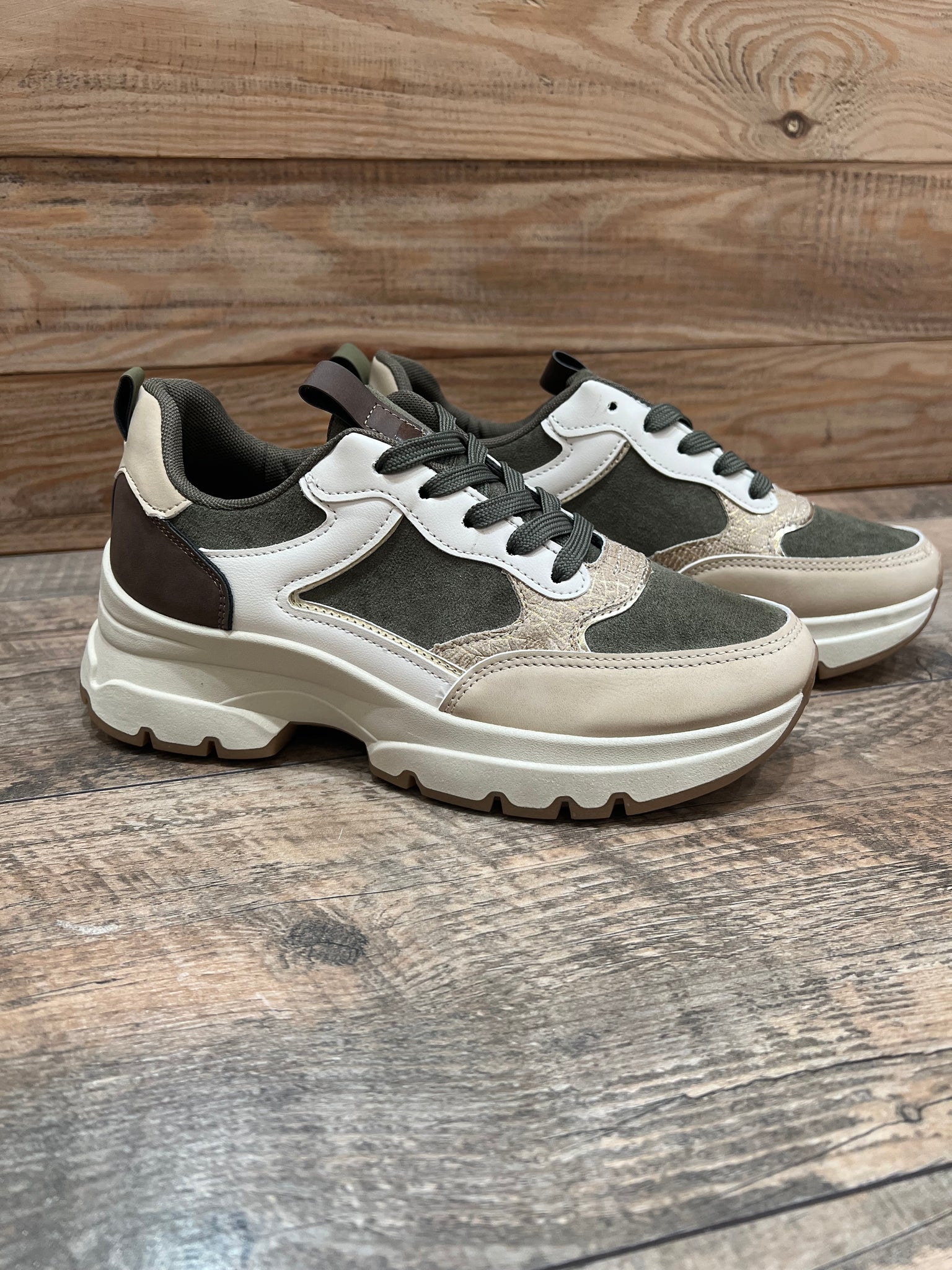EVEN sneakers